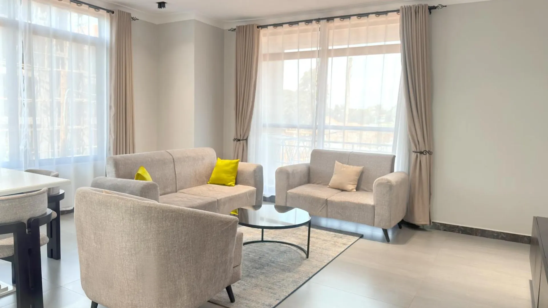 Luxe & Spacious 1Bedroom Apartment In Muyenga