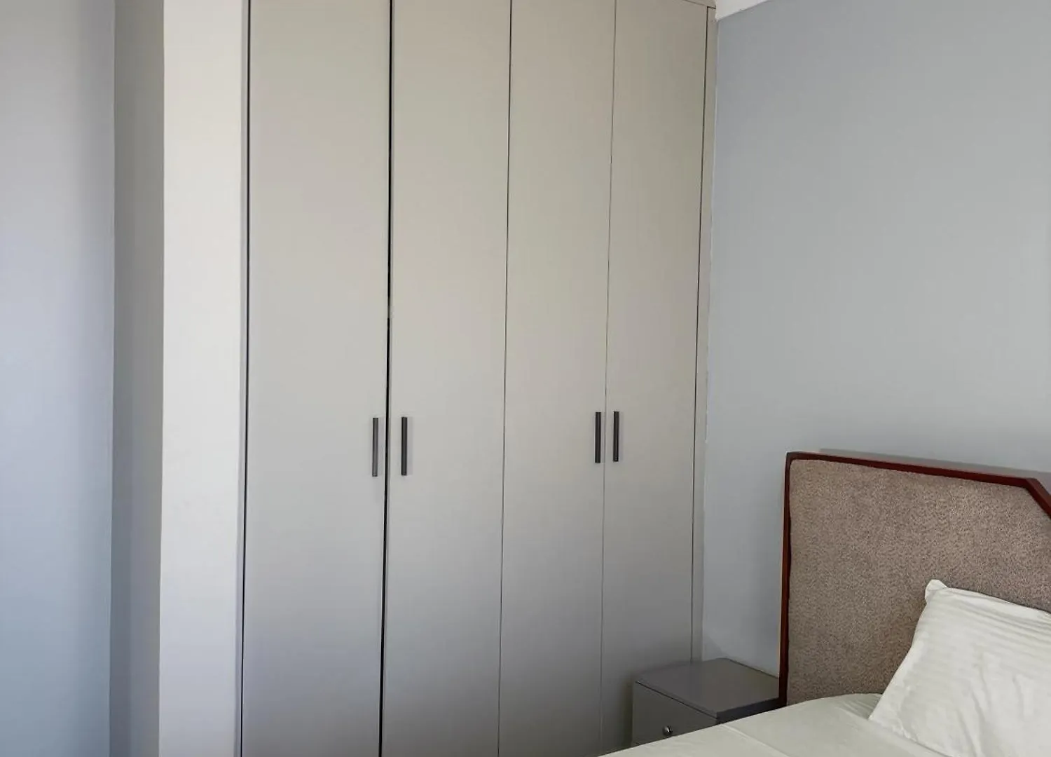 Luxe & Spacious 1Bedroom Apartment In Muyenga